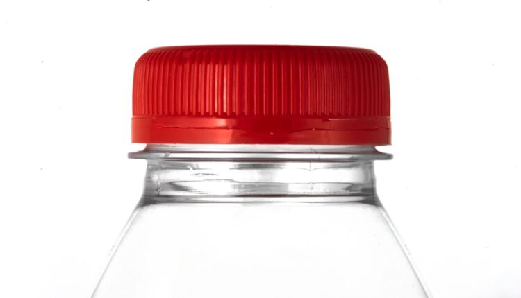 United Caps Heads to Drinktec With a Full Range of Tethered Closures