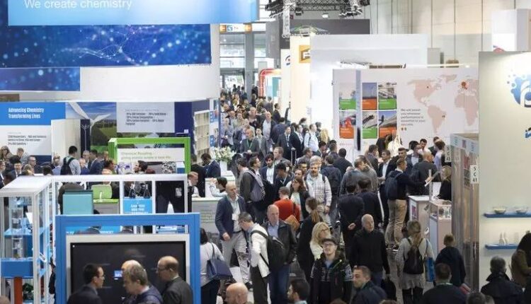 K 2022 in Düsseldorf: Convincing Additional Online Offerings - Highly Satisfied Exhibitors in the Exhibition Halls